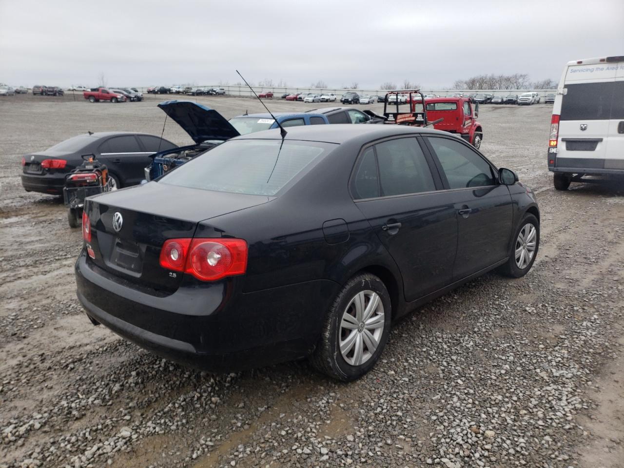 Photo 4 from auction – 2007 VOLKSWAGEN JETTA 2.5 with VIN 3VWPF71K67M200696
