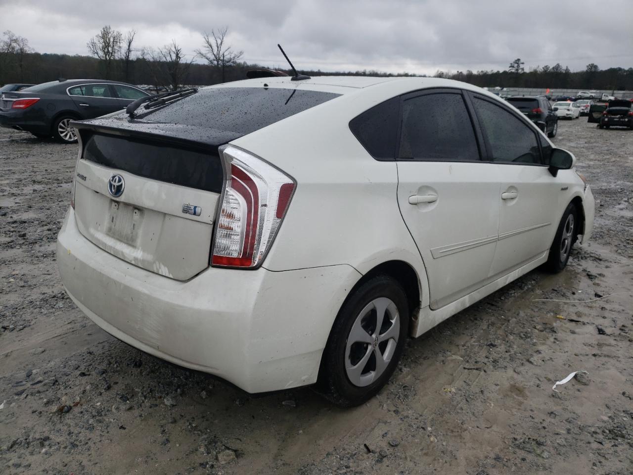 Photo 4 from auction – 2014 TOYOTA PRIUS with VIN JTDKN3DU8E1764429