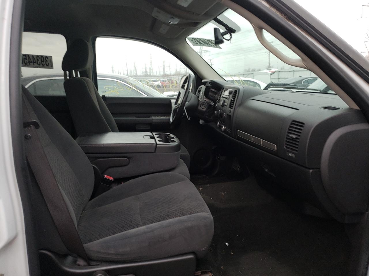 Photo 5 from auction – 2008 CHEVROLET SILVERADO with VIN 2GCEK133X81195083