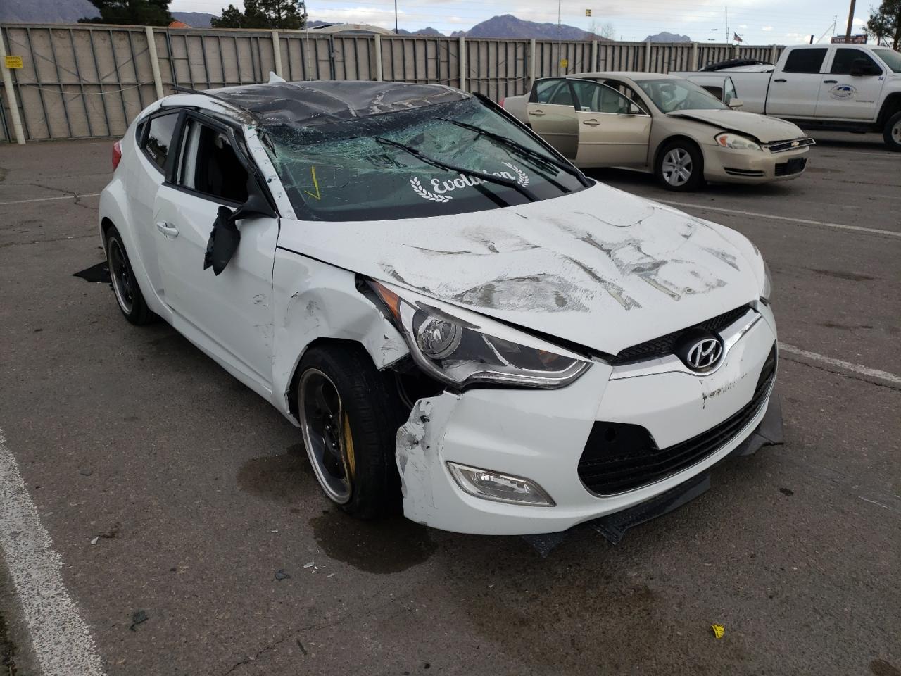 HYUNDAI VELOSTER 2017 with VIN KMHTC6AD6HU308041 - Photo from auction