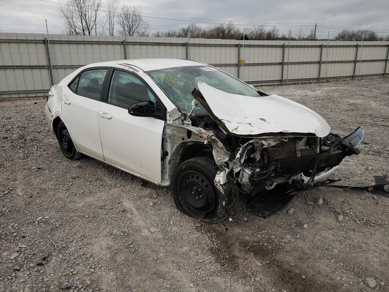TOYOTA COR L/LE/L 2018 with VIN 5YFBURHE3JP851833 - Photo from auction