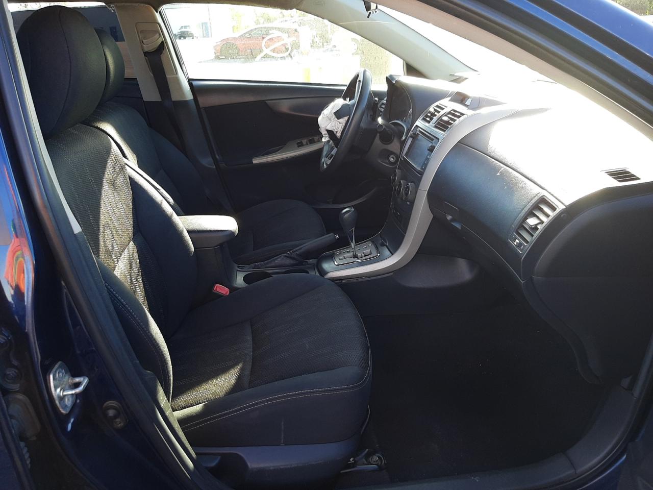 Photo 5 from auction – 2013 TOYOTA COROLLA with VIN 5YFBU4EE6DP089982