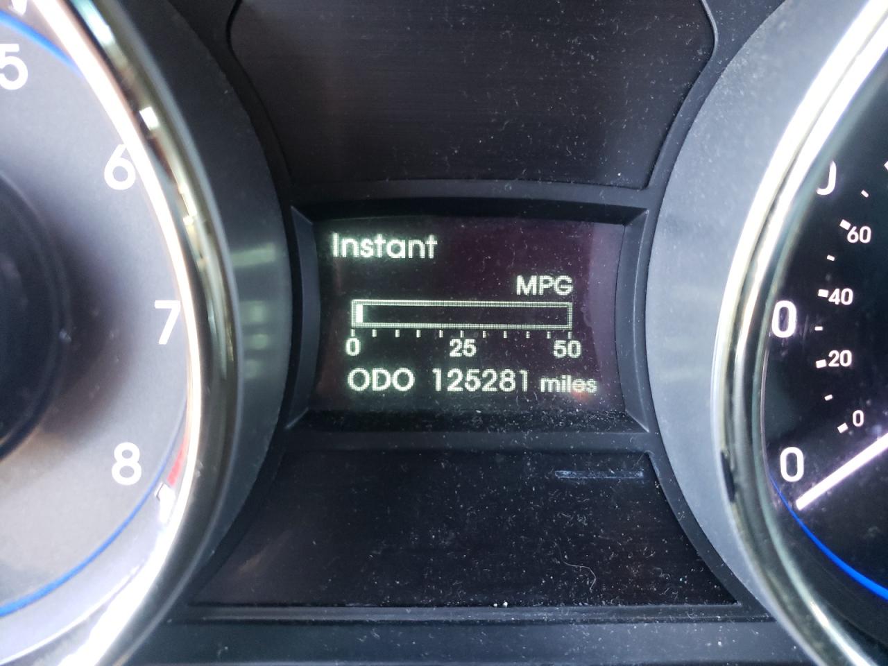 Photo 8 from auction – 2013 HYUNDAI SONATA GLS with VIN 5NPEB4AC5DH636549