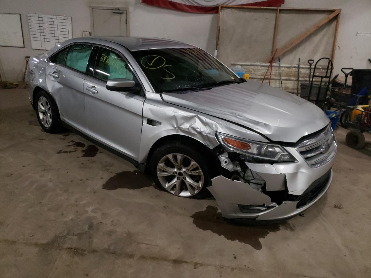 FORD TAURUS SEL 2010 with VIN 1FAHP2HW2AG101848 - Photo from auction