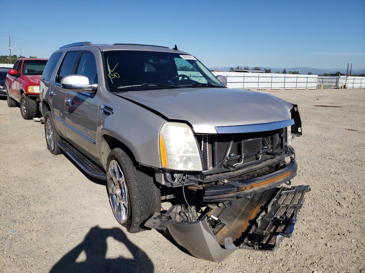 CADILLAC ESCALADE L 2007 with VIN 1GYFK63837R165758 - Photo from auction