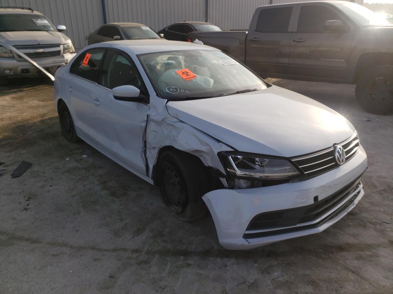 VOLKSWAGEN JETTA S 2017 with VIN 3VW2B7AJ8HM236811 - Photo from auction