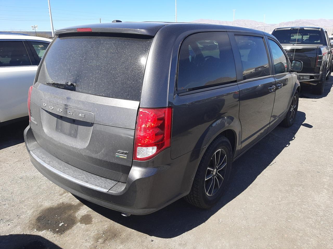 Photo 4 from auction – 2019 DODGE GRAND CARA with VIN 2C4RDGEG5KR618076