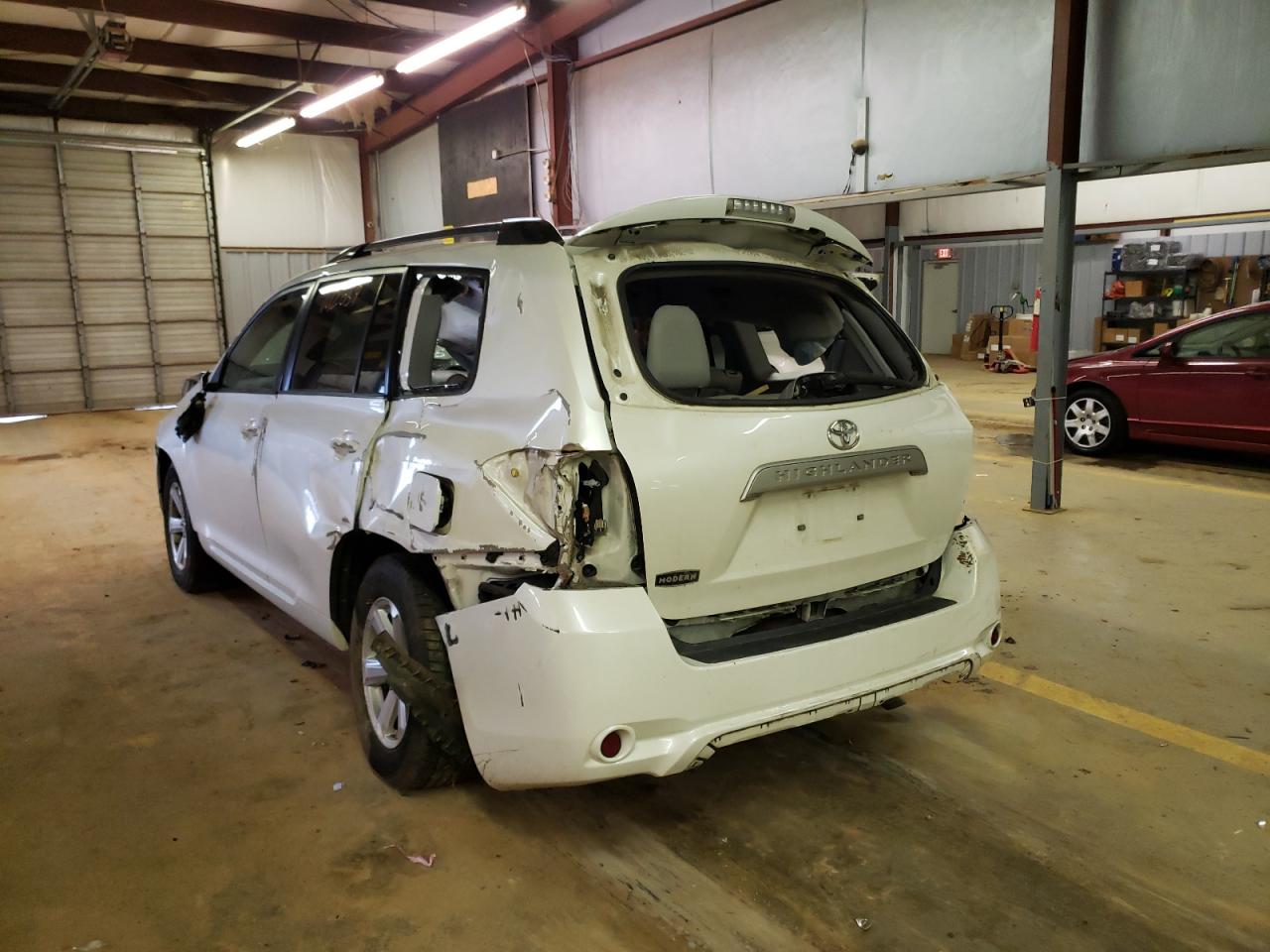 Photo 3 from auction – 2010 TOYOTA HIGHLANDER with VIN 5TDZK3EH2AS005555
