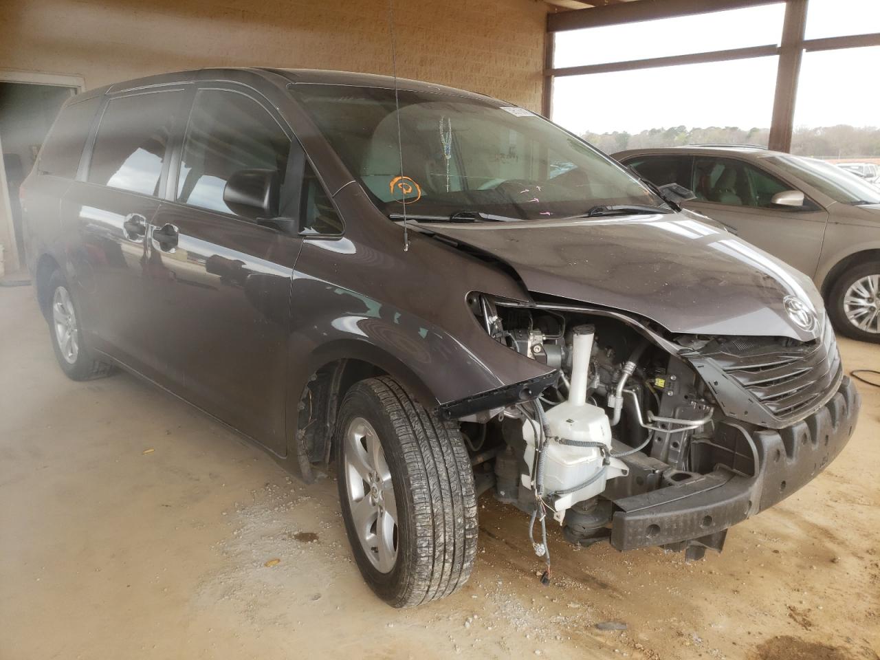 Zdjęcie 1 z aukcji – 2012 TOYOTA SIENNA z VIN 5TDZK3DC8CS231270