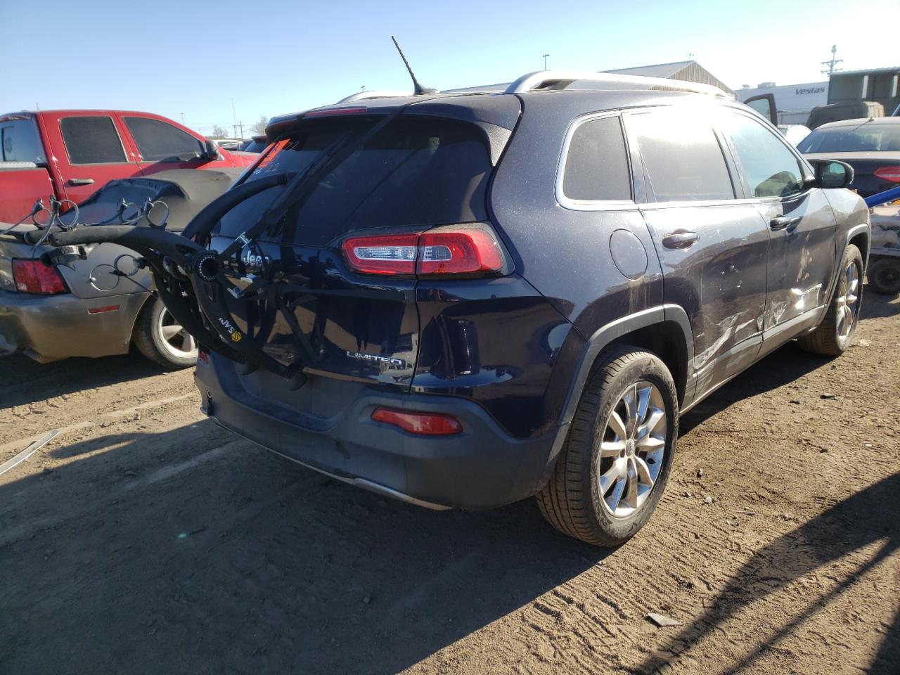 Photo 4 from auction – 2015 JEEP CHEROKEE L with VIN 1C4PJMDBXFW743009