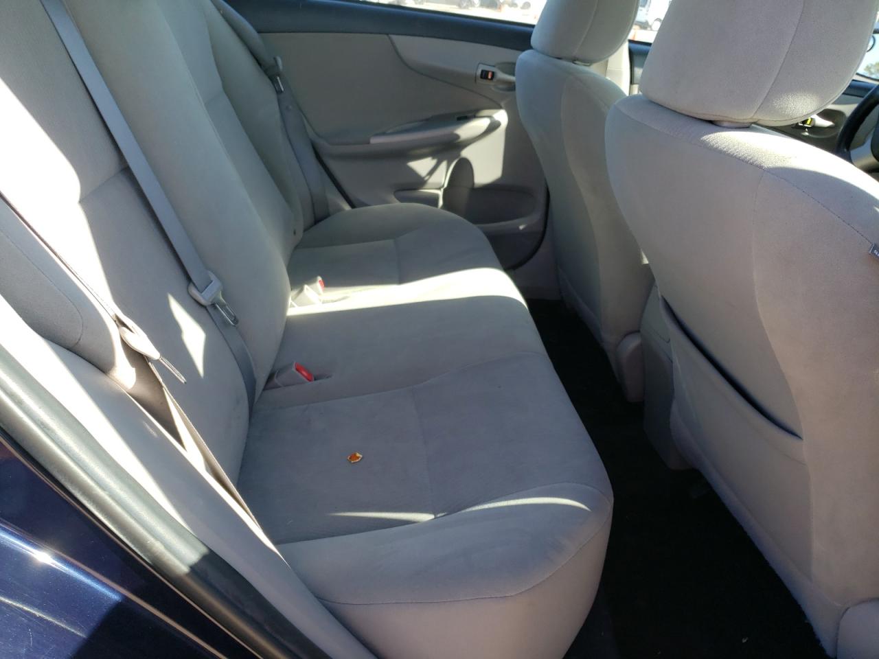 Foto 6 de la subasta – 2013 TOYOTA COROLLA BA con VIN 2T1BU4EE2DC042612