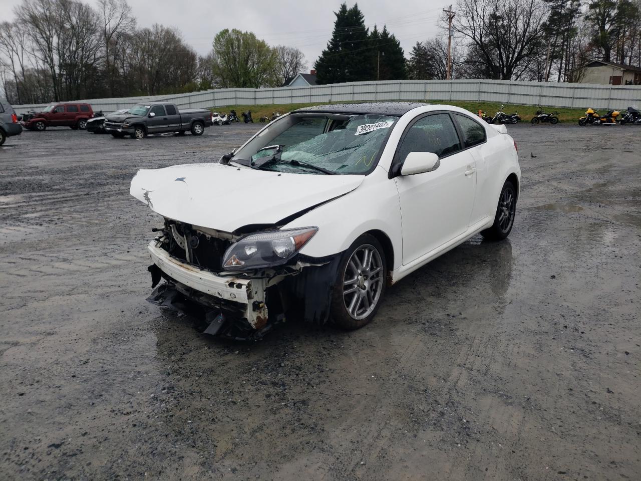 Photo 2 from auction – 2006 TOYOTA SCION with VIN JTKDE167360115822