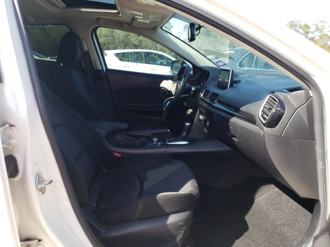 Photo 5 from auction – 2016 MAZDA 3 TOURING with VIN 3MZBM1W76GM245025