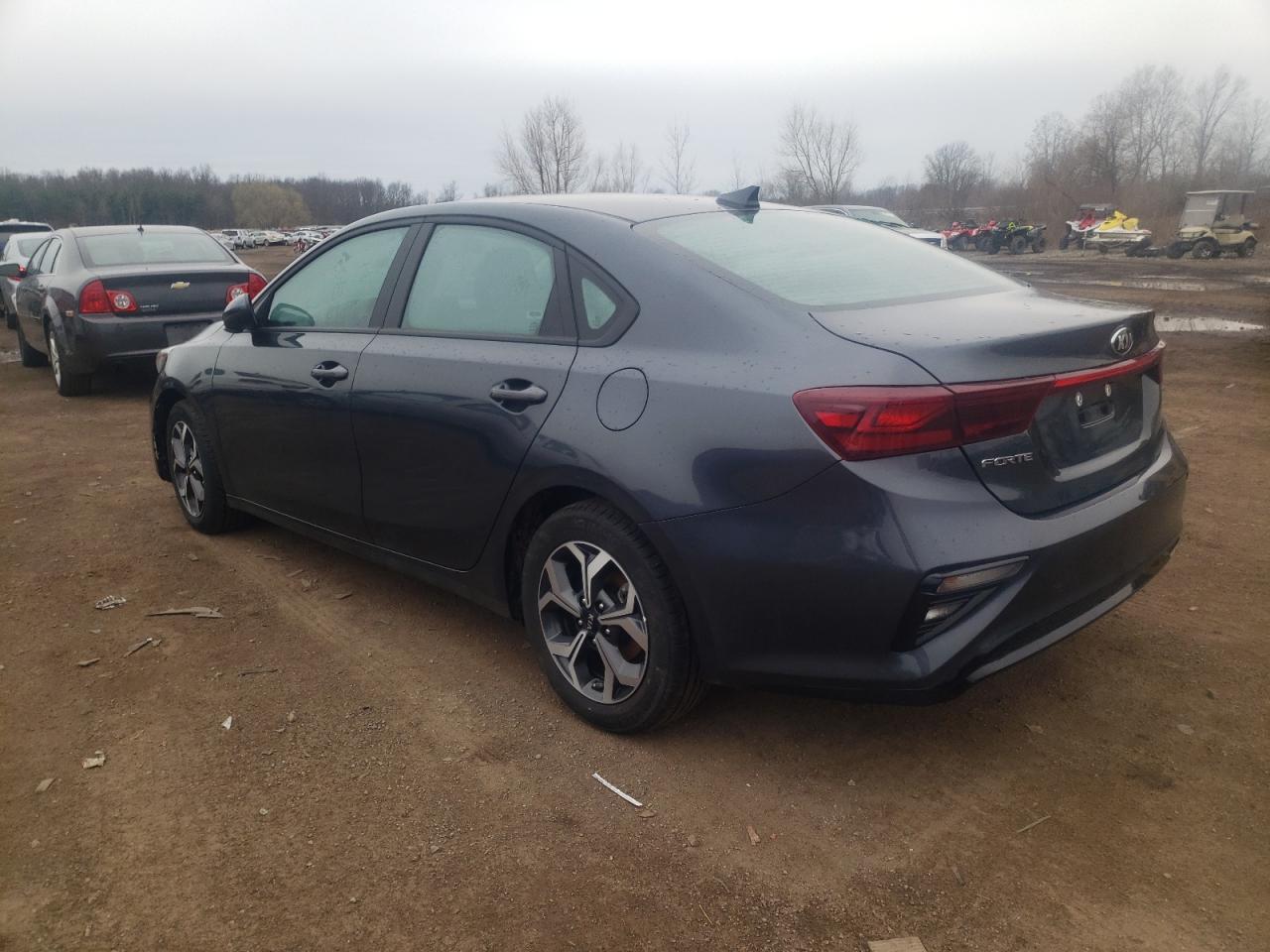 Photo 3 from auction – 2021 KIA FORTE FE with VIN 3KPF24AD1ME323323