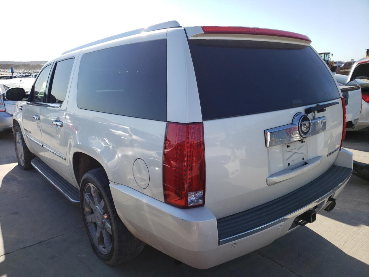 Photo 3 from auction – 2008 CADILLAC ESCALADE E with VIN 1GYFK66828R193922