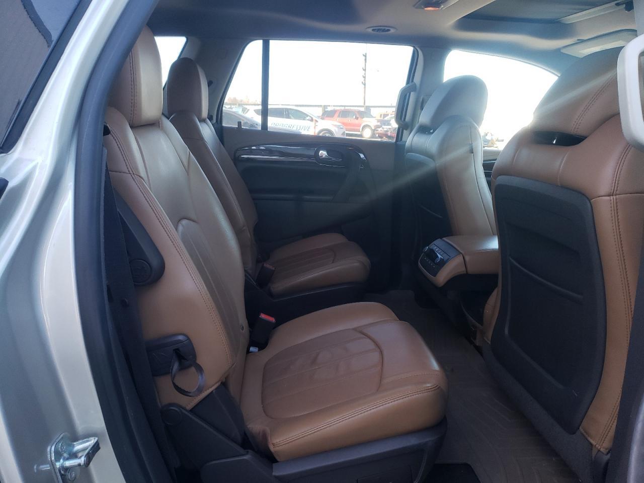 Photo 6 from auction – 2015 BUICK ENCLAVE with VIN 5GAKVCKD4FJ213520