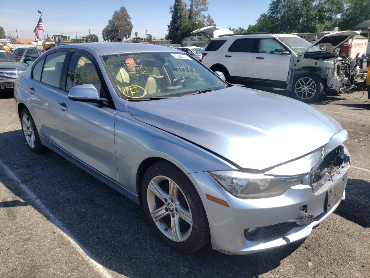 BMW 320 I 2015 with VIN WBA3B1G54FNT02592 - Photo from auction