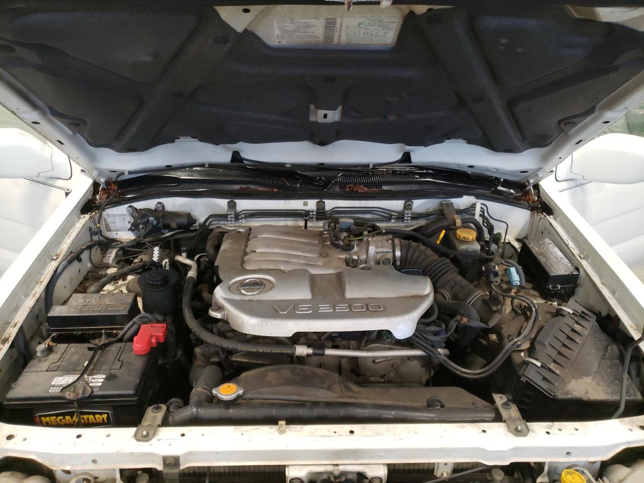 Photo 7 from auction – 2004 NISSAN PATHFINDER with VIN JN8DR09X94W804053