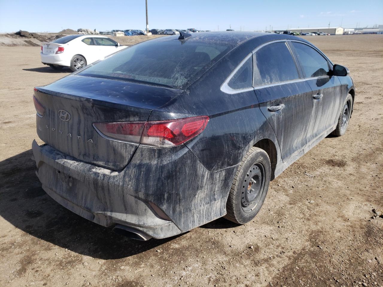Photo 4 from auction – 2019 HYUNDAI SONATA SE with VIN 5NPE24AF3KH769379