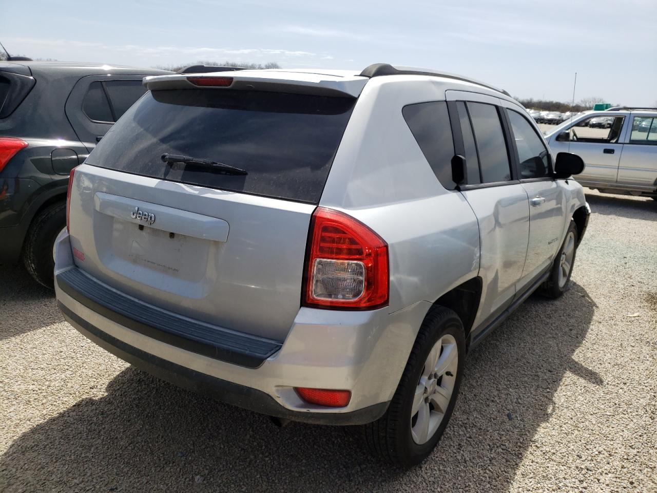 Photo 4 from auction – 2011 JEEP COMPASS SP with VIN 1J4NT1FA5BD215821