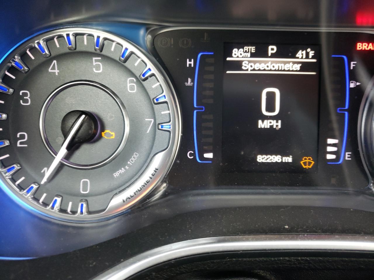 Photo 8 from auction – 2015 CHRYSLER 200 LIMITE with VIN 1C3CCCAB8FN752003