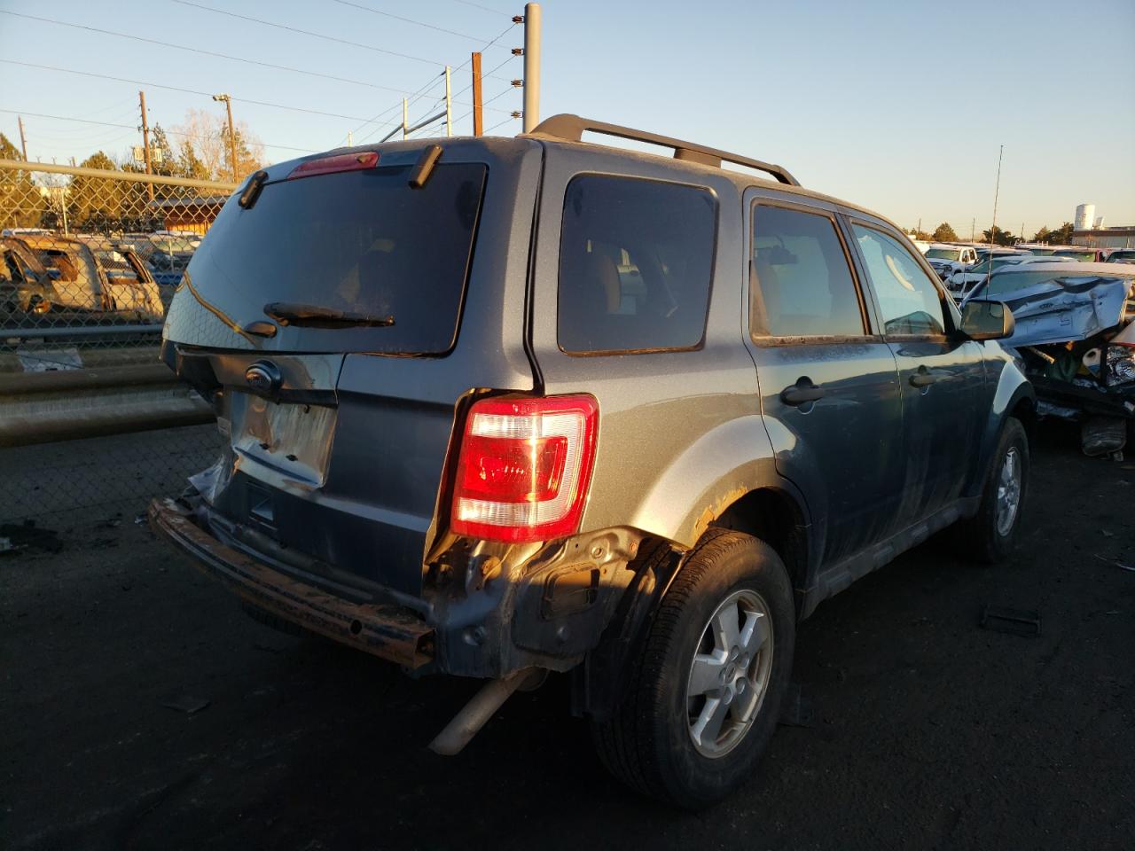 Photo 4 from auction – 2011 FORD ESCAPE XLT with VIN 1FMCU0D72BKB10690