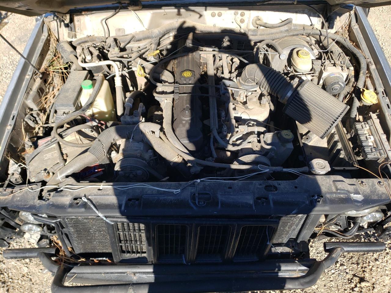 Photo 7 from auction – 2000 JEEP CHEROKEE S with VIN 1J4FF48S5YL148915