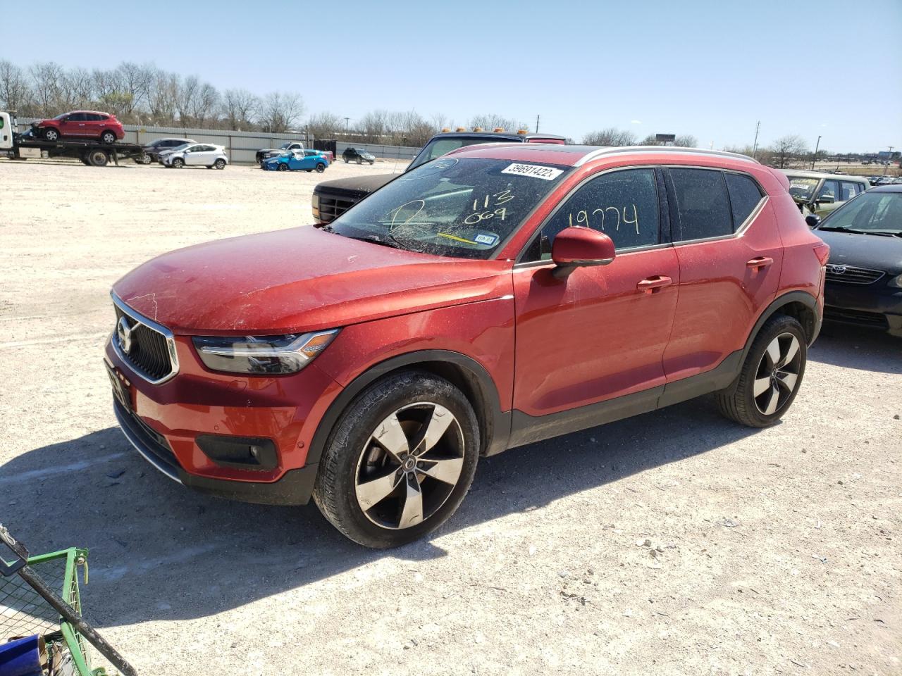 Photo 2 from auction – 2019 VOLVO XC40 T5 MO with VIN YV4162UK9K2113069