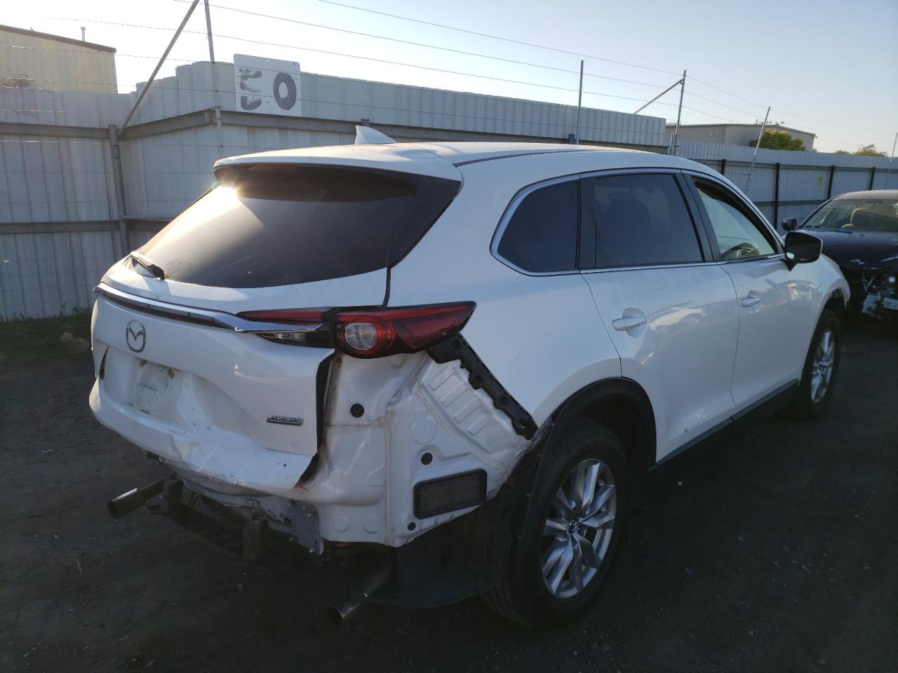 Photo 4 from auction – 2017 MAZDA CX-9 SPORT with VIN JM3TCABY3H0133867