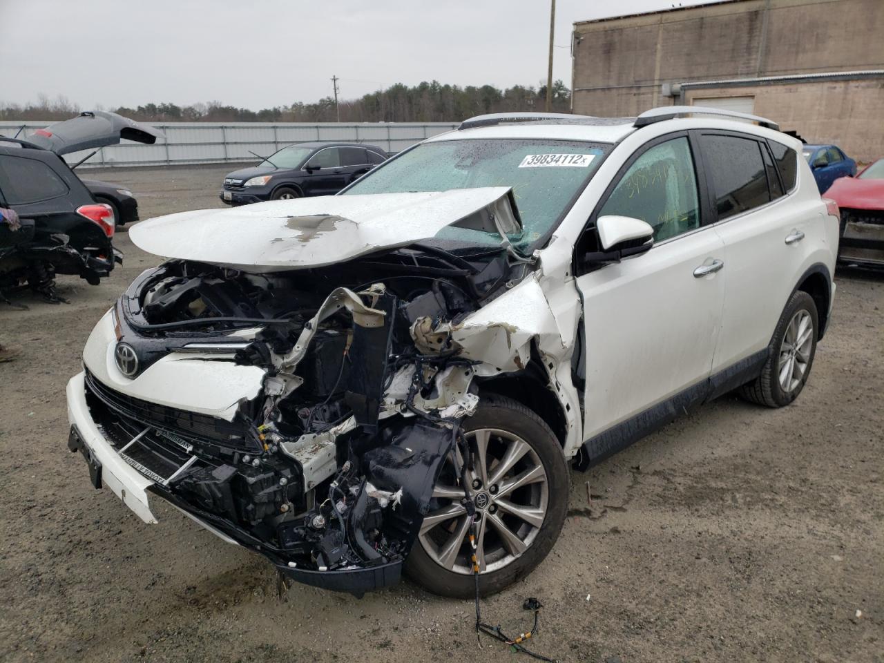 Photo 2 from auction – 2016 TOYOTA RAV4 LIMIT with VIN 2T3DFREV9GW521300