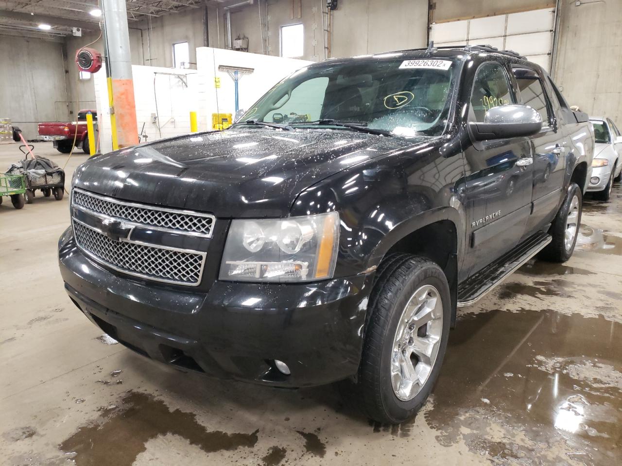 Zdjęcie 2 z aukcji – 2011 CHEVROLET AVALANCHE z VIN 3GNTKEE34BG383437