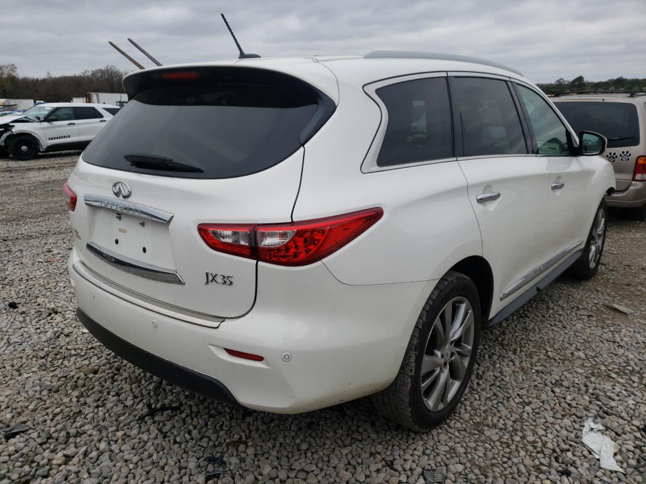 Photo 4 from auction – 2013 INFINITI JX35 with VIN 5N1AL0MN4DC347607