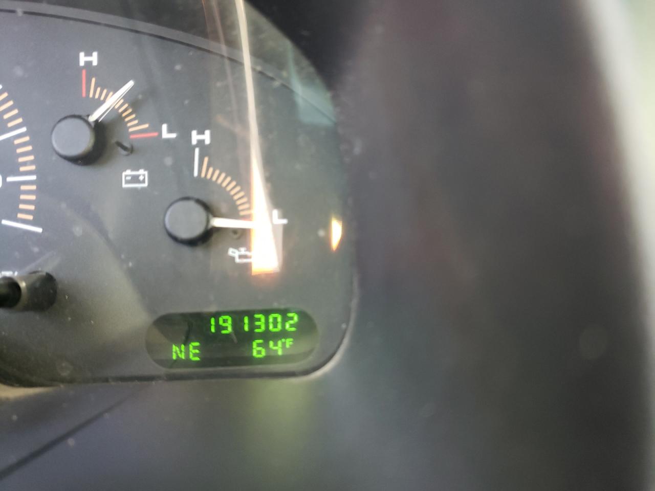 Photo 8 from auction – 2003 FORD EXPEDITION with VIN 1FMPU16L93LA60836