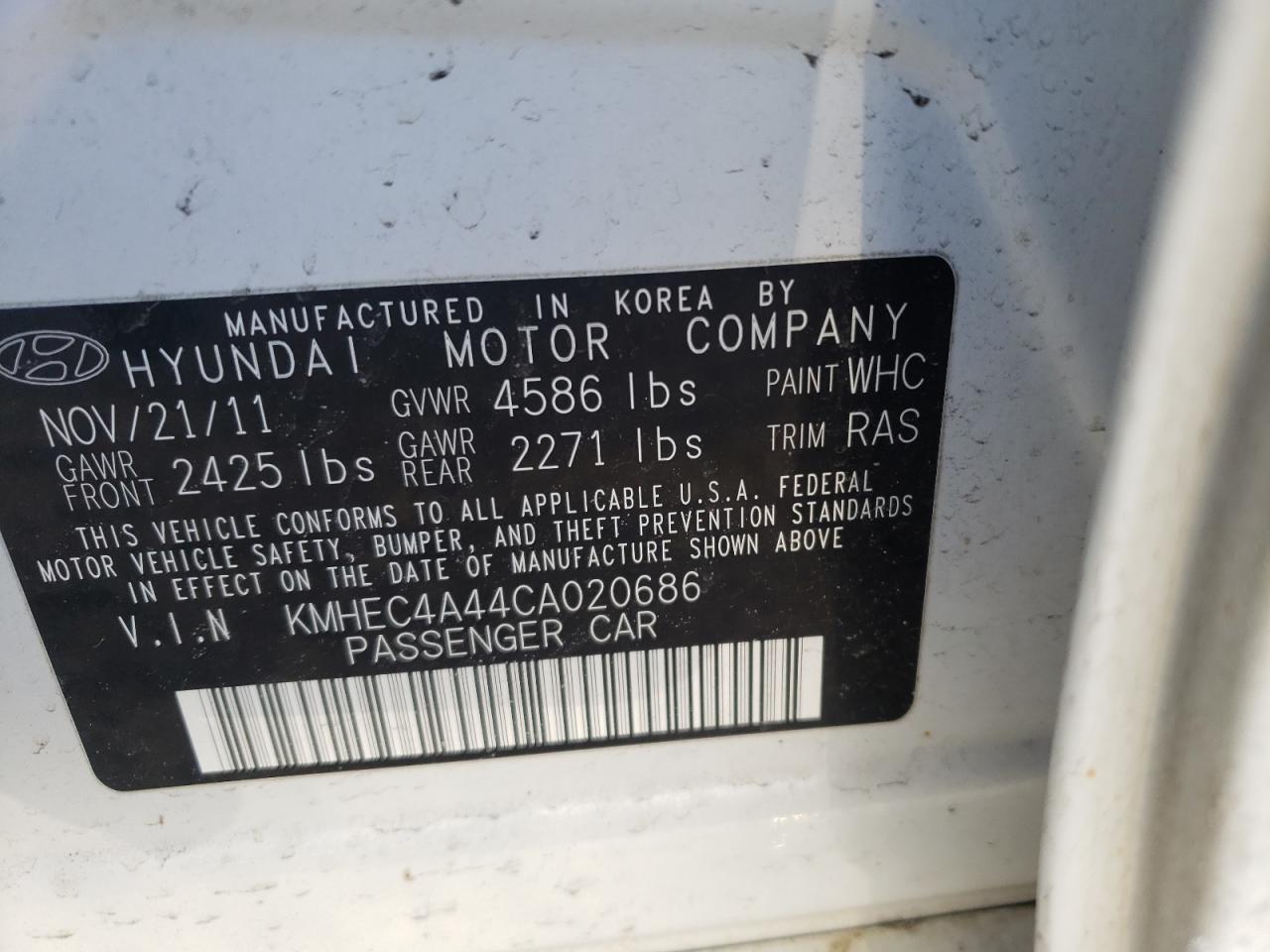 Photo 10 from auction – 2012 HYUNDAI SONATA HYB with VIN KMHEC4A44CA020686