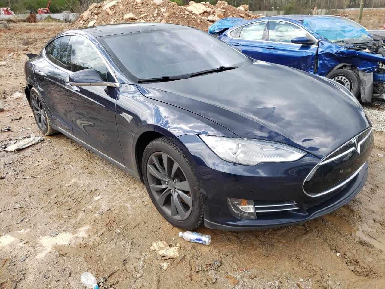 TESLA MODEL S 2014 with VIN 5YJSA1H19EFP64589 - Photo from auction
