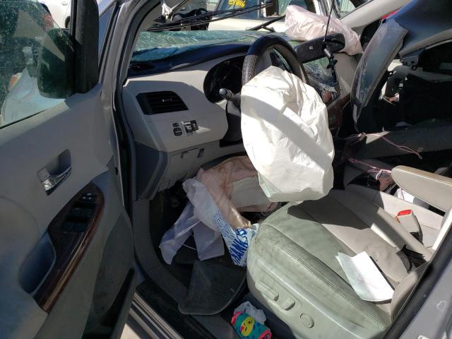 Photo 9 from auction – 2012 TOYOTA SIENNA XLE with VIN 5TDYK3DC7CS273862