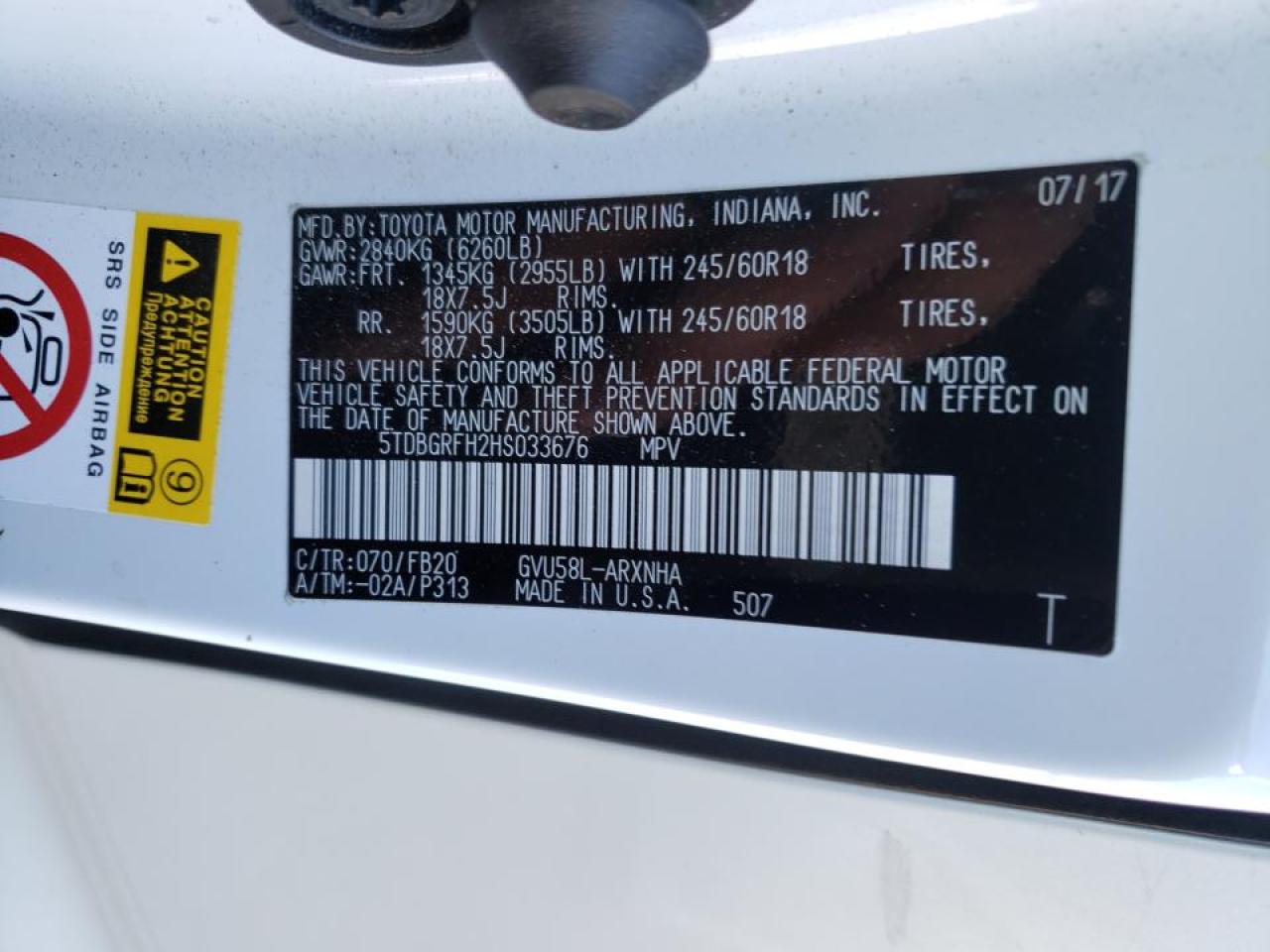 Photo 10 from auction – 2017 TOYOTA HIGHLANDER with VIN 5TDBGRFH2HS033676