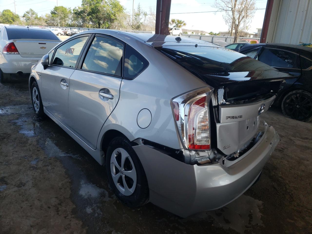 Photo 3 from auction – 2014 TOYOTA PRIUS with VIN JTDKN3DU6E0357604
