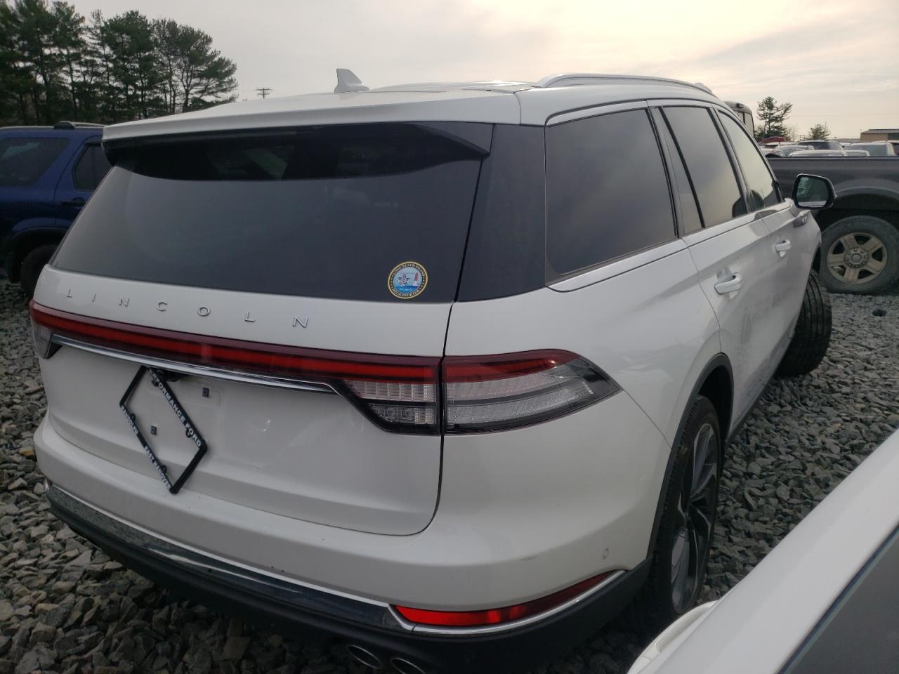 Photo 4 from auction – 2021 LINCOLN AVIATOR RE with VIN 5LM5J7XC0MGL08030