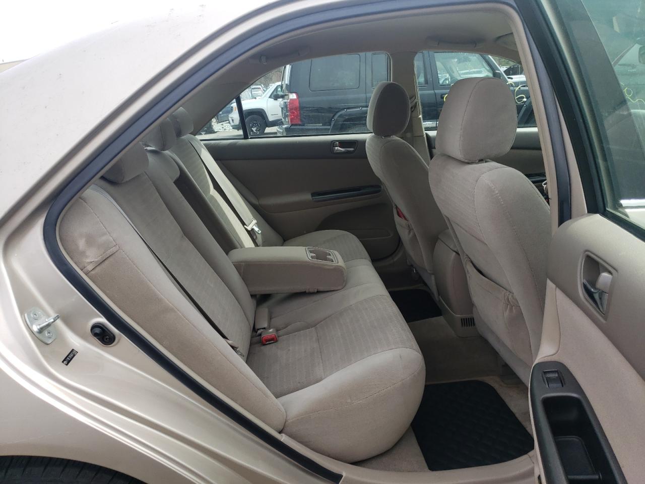 Photo 6 from auction – 2006 TOYOTA CAMRY with VIN 4T1BE32K56U734480