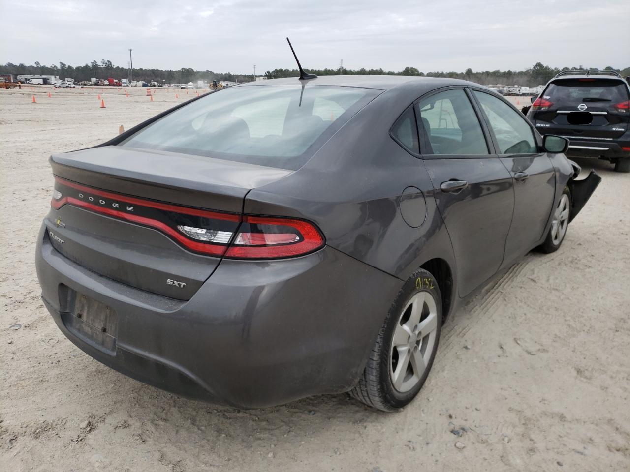 Photo 4 from auction – 2015 DODGE DART SXT with VIN 1C3CDFBB7FD286048