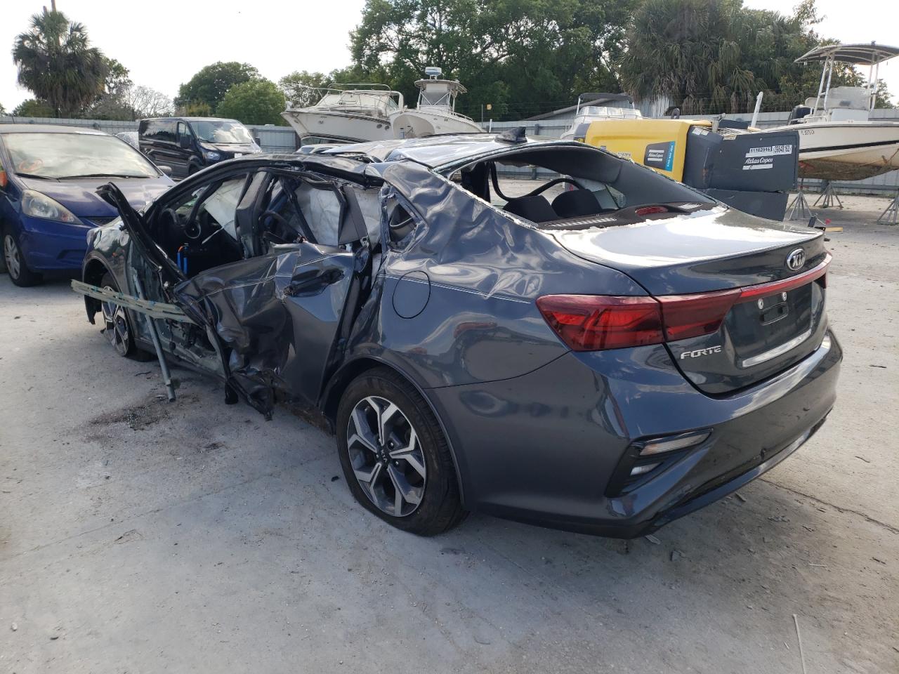 Photo 3 from auction – 2020 KIA FORTE FE with VIN 3KPF24AD2LE164813