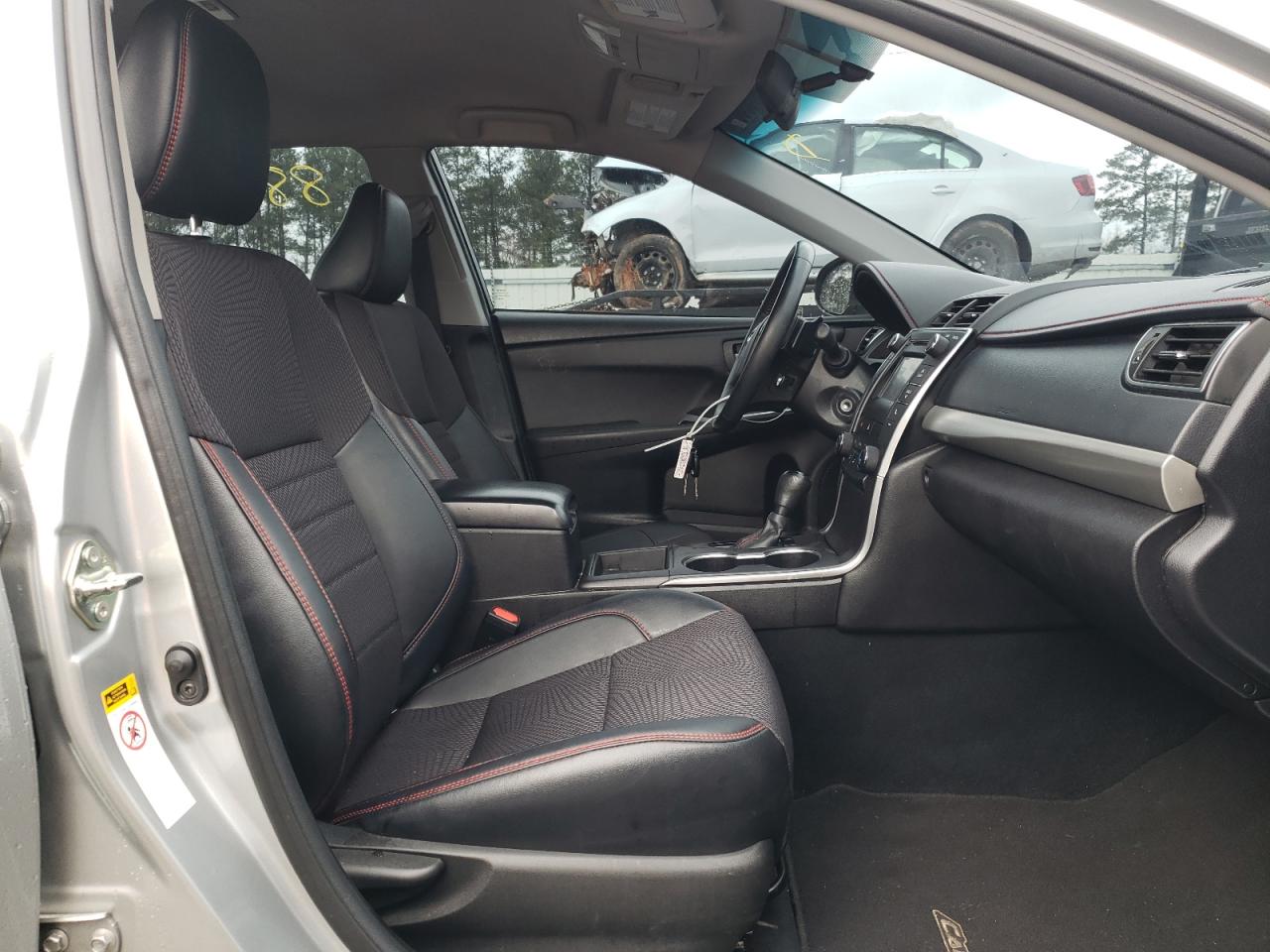 Photo 5 from auction – 2016 TOYOTA CAMRY LE with VIN 4T1BF1FK6GU205262
