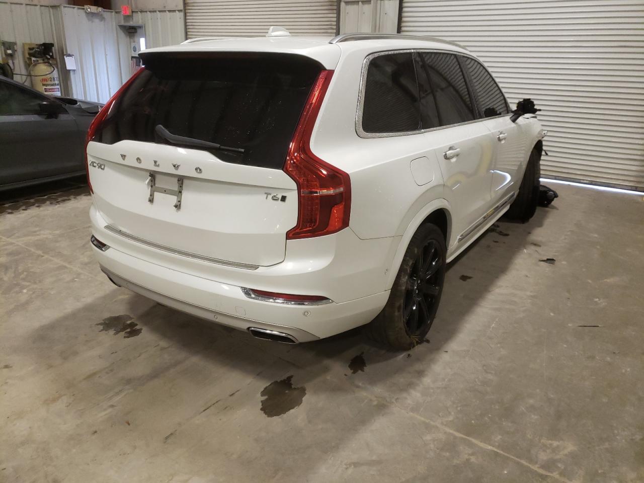 Photo 4 from auction – 2018 VOLVO XC90 T6 with VIN YV4A22PL2J1376153