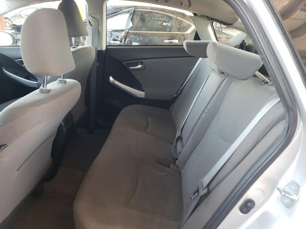 Photo 6 from auction – 2014 TOYOTA PRIUS with VIN JTDKN3DU6E0357604