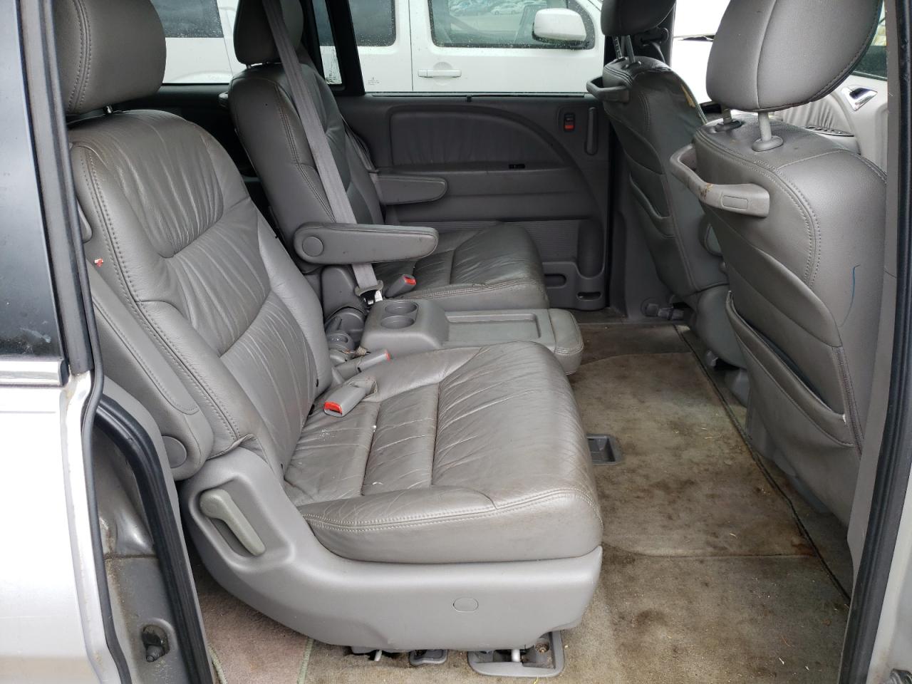 Photo 6 from auction – 2010 HONDA ODYSSEY EX with VIN 5FNRL3H70AB008524