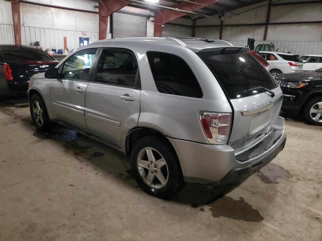 Photo 3 from auction – 2005 CHEVROLET EQUINOX LT with VIN 2CNDL63F856014315