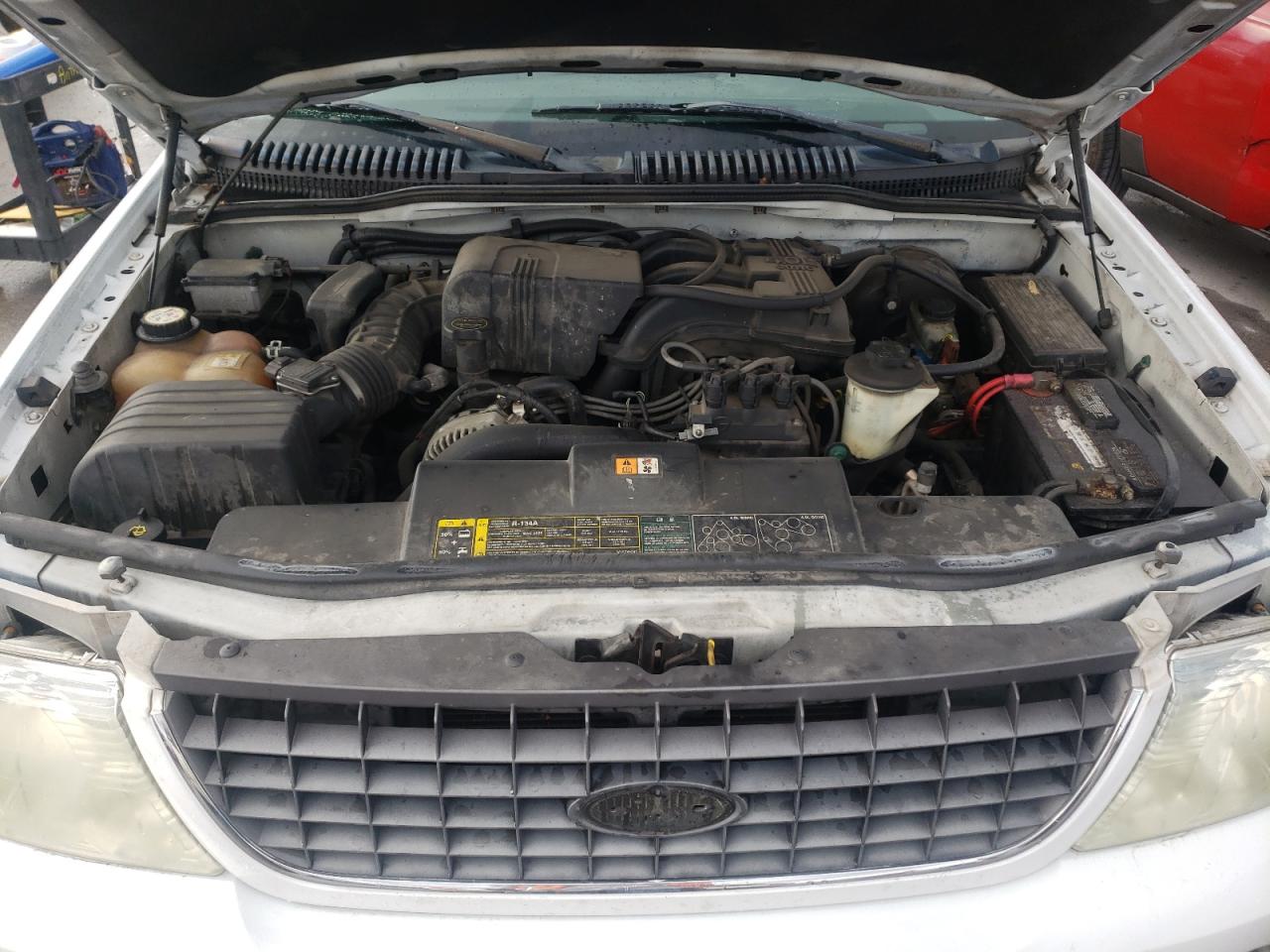 Photo 7 from auction – 2002 FORD EXPLORER X with VIN 1FMZU63KX2UD08909