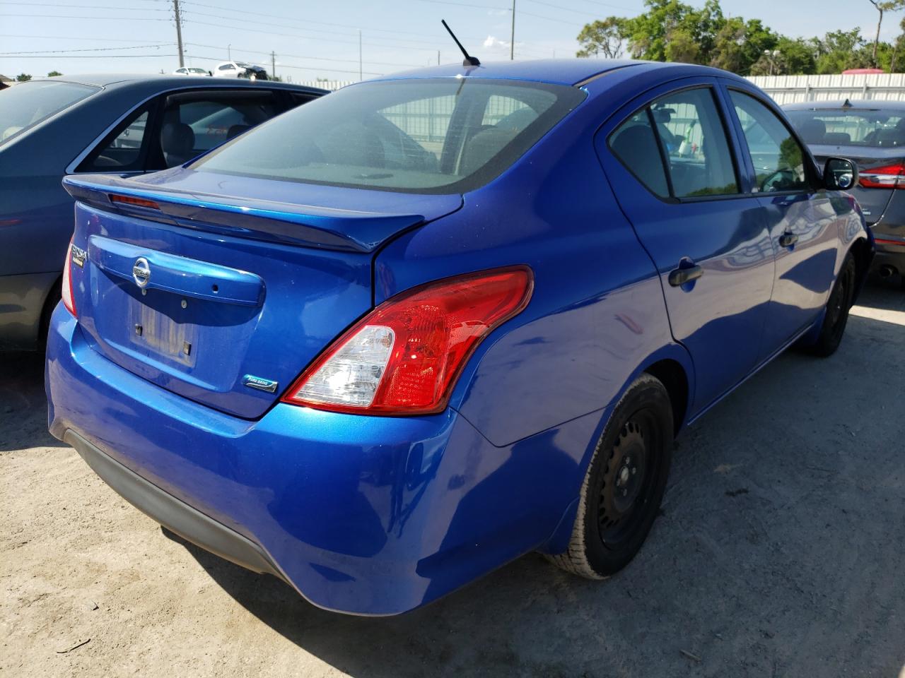 Photo 4 from auction – 2015 NISSAN VERSA S with VIN 3N1CN7AP7FL930561