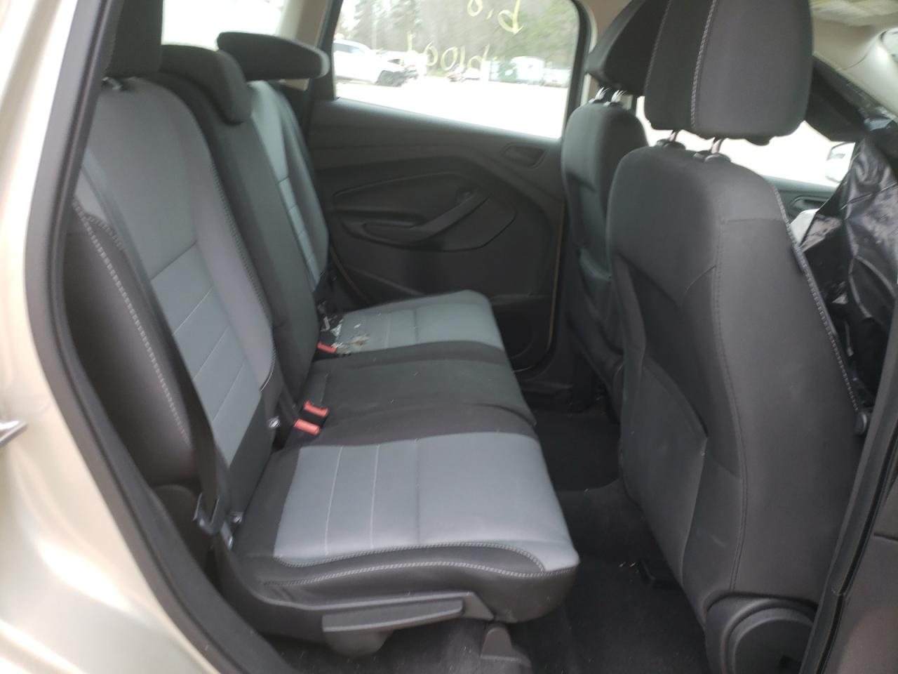 Photo 6 from auction – 2017 FORD ESCAPE S with VIN 1FMCU0F77HUB49690